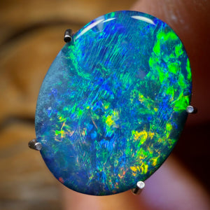 2.1cts - Lightning Ridge Opal Doublet