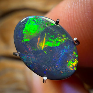 1.8cts - Edel Opal aus Lightning Ridge