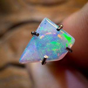 🔨 AUCTION 🔨 No Reserve 0.15cts - South Australian Crystal Opal