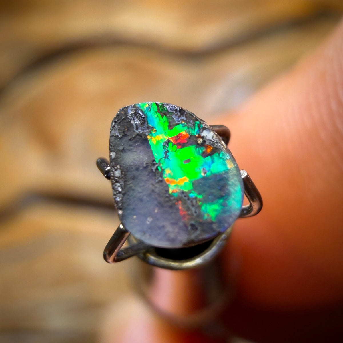 0.3 cts - Opale à veine du Queensland