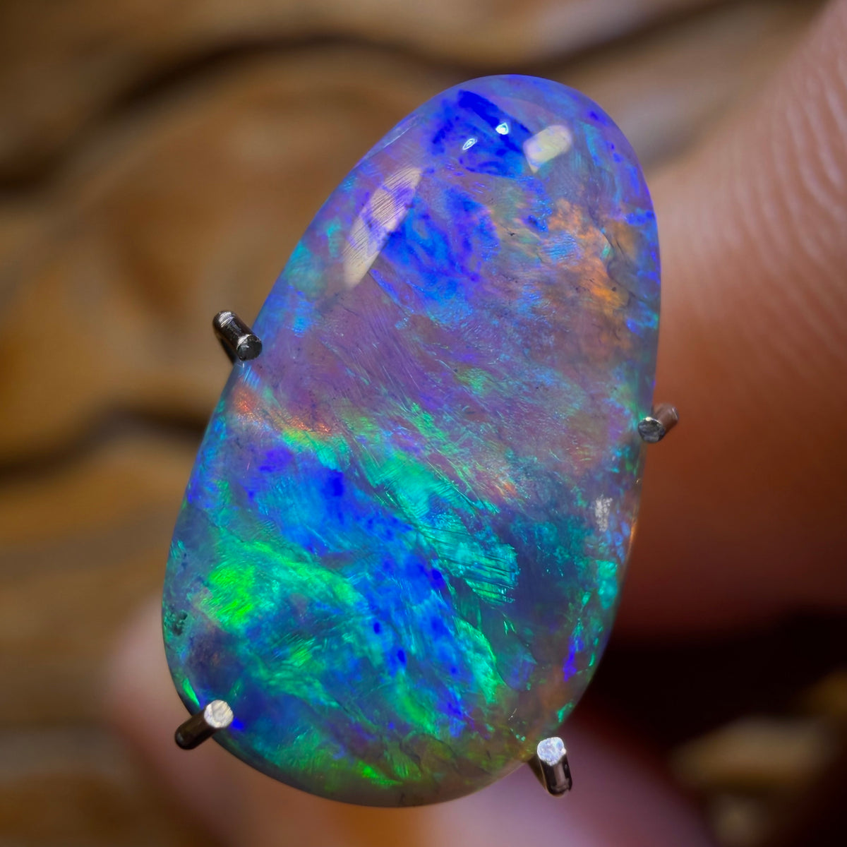 2cts - Lightning Ridge Black Crystal Opal