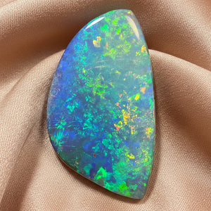 “Set in Stone” - Private Collector Investment - 45.8cts - Coober Pedy, Semi Black, Semi Crystal Opal . Featured on “Outback Opal Hunters”!!