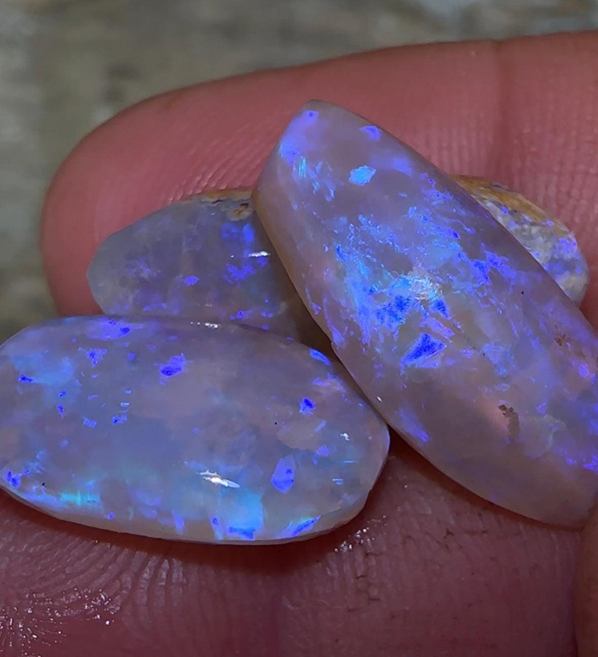 26.55cts - 3 x wood replacement opal rubs - Opalwhisperers