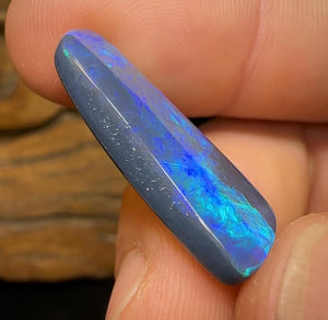 14.7cts - Lightning Ridge Black Opal - Opal Whisperers