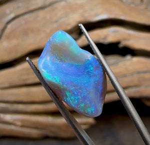 4.85cts - Black opal rub Lightning Ridge - Opalwhisperers