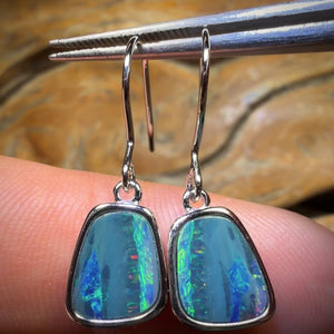 (61) Sterlingsilber - Australischer Boulder-Opal-Doubletten-Haken-Ohrringe