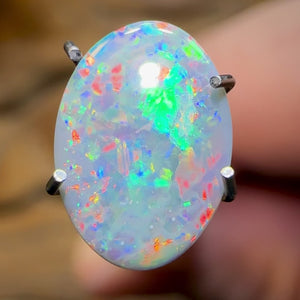 0.96cts - Lightning Ridge Black Opal