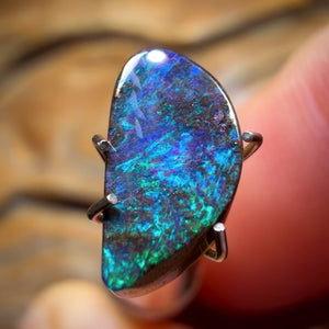 Banger Wildcard! 1.6cts - Queensland Boulder Seam Opal. Australian Opal