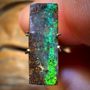 2.6cts - Queensland Boulder Seam Opal
