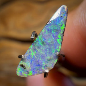 1.05cts - Queensland Boulder Seam Opal from Winton. Australian Opal BARGAIN