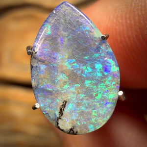 2.7cts - Australian Boulder Seam Opal