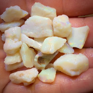 🔨 AUCTION 🔨 91.6cts - 20x South Australian White Opal Rough Parcel