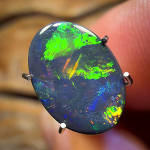 1.8cts - Gem Lightning Ridge Black Opal