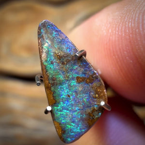 1.55cts - Australian Boulder Seam Opal