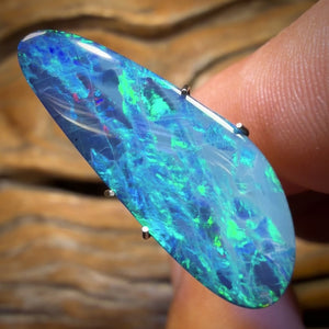 6.9cts - Awesome Aquatic Fire Large Australian Boulder Opal Doublet