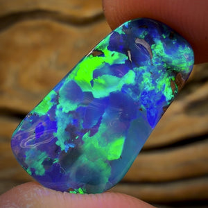 9.2cts - Best of the Best Blue Green GEM Queensland Boulder Seam Opal