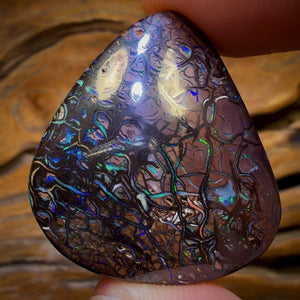 106,1 cts - Opale boulder tribale australienne de Koroit