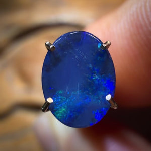 Wild Card! 0.9cts - Australian Boulder Opal Doublet