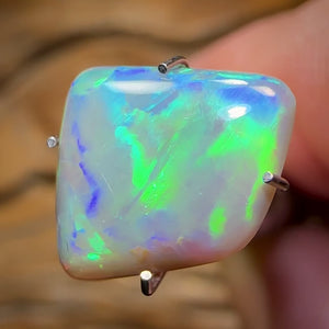 2.3cts - Lightning Ridge Dark Opal