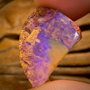11.3cts - Boulder Pipe Opal Rub. Australian Opal