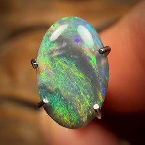 0.6cts - Great Pattern Lightning Ridge Black Opal