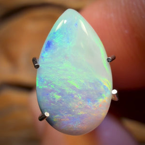 1.8cts - Queensland Boulder Seam Opal. Australian Opal