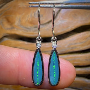 Ohrhaken aus Sterlingsilber mit australischem Boulder-Opal-Doublet