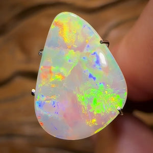 2.55cts - Top South Australian Crystal Opal