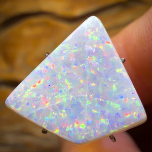 Wildcard! 5.6cts - Rare Mintabie Australian Dark Opal Inclusions
