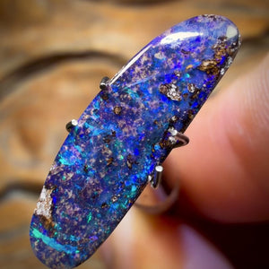 2.3cts - Australian Boulder Seam Opal
