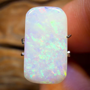 2.8cts - South Australian White Opal from Coober Pedy