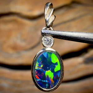 14k Gold - Queensland Boulder Opal Doublet Pendant Top Pattern Electric Colour Diamond