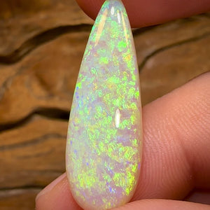 13.7cts - Top South Australian Opal from Renowned Olympic Field