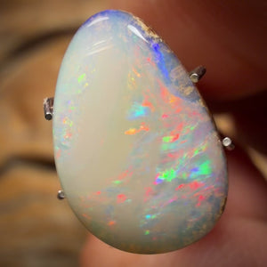 3.7cts - Queensland Boulder Seam Opal. Australian Opal