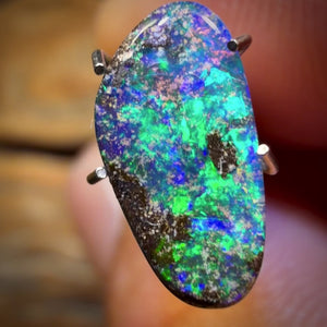 1.85cts - Australian Boulder Seam Opal