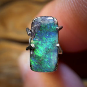 0.7cts - Queensland Boulder Seam Opal from Winton. Australian Opal