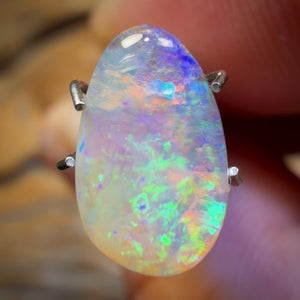 2.2cts - Queensland Boulder Seam Opal. Australian Opal