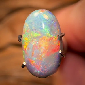 1.55cts - GEM Lightning Ridge Black Opal. Multicolours!