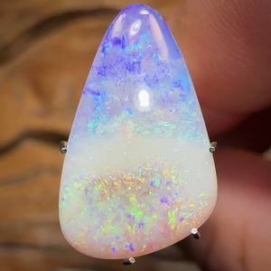 Auction Fall-Through = Your Gain! 🔥 Now More Than 50% Off RRP 🚨  4.5cts - South Australian Crystal Opal