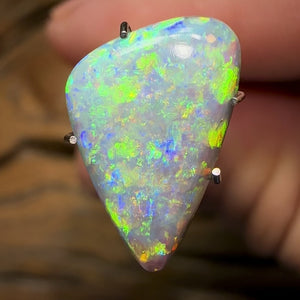 2.9cts - Lightning Ridge Solid Semi Black Opal