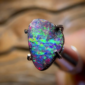 1.2cts - “Chemical Flash” Queensland Boulder Seam Opal