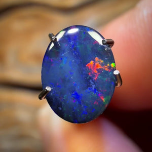 0.7cts - Australian Boulder Opal Doublet