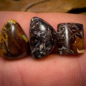 🔨 AUCTION 🔨 No Reserve 15.6cts - 3x Loose Queensland Boulder Opals. Parcel