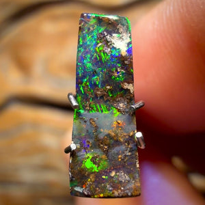 1.6cts - Australian Boulder Seam Opal from Winton