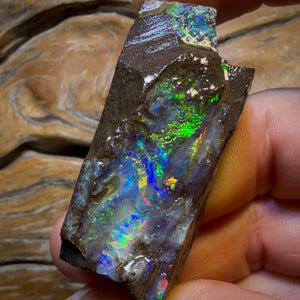 207cts - Top Queensland Boulder Seam Opal Rough Piece. Natural Split