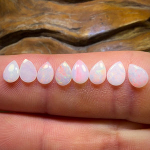 🔒2.2cts - 8x South Australian White Opal’s. Wholesale Dealers Parcel