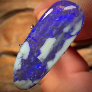 12.7cts - Ice Drift Queensland Boulder Seam Opal Picture Stone. Australian Opal