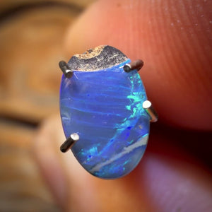 FREE!!! 0.6cts - Australian Boulder Opal Doublet. RECUTTERS DELIGHT