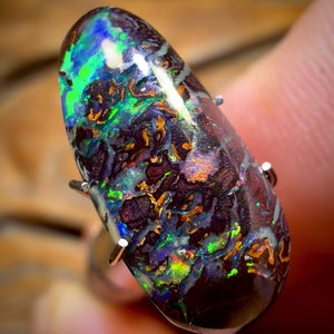 5.6cts - Tribal Yowah Nut Opal. Australian Opal Electric!