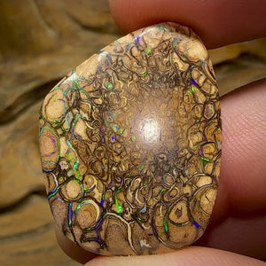 40.4cts - Double Sided Australian Boulder Opal. Tribal Pattern